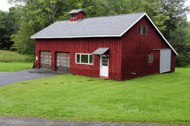 Barn Siding Repair in Kansas City, KS